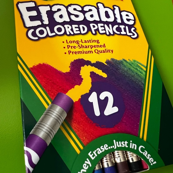 Crayola Colored Pencil ERASABLE set classic colors multi shades assortment new - Picture 4 of 5